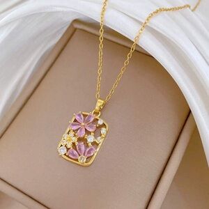 Elegant Gold and Pink Floral Pendant Necklace